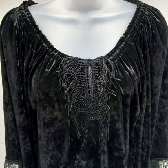 Melissa Page Black Velveteen Witchy/Goth Tunic/Top NWOT Lace/Tassel Accents. L.. - Picture 3 of 15